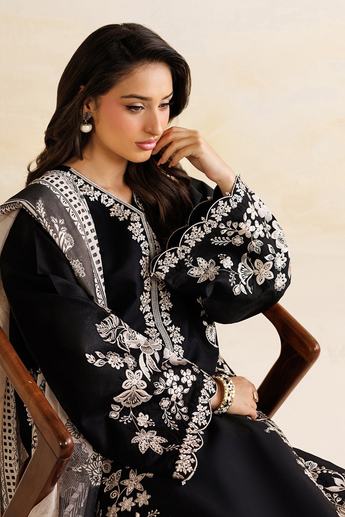 EMBROIDERED LAWN SF-4471