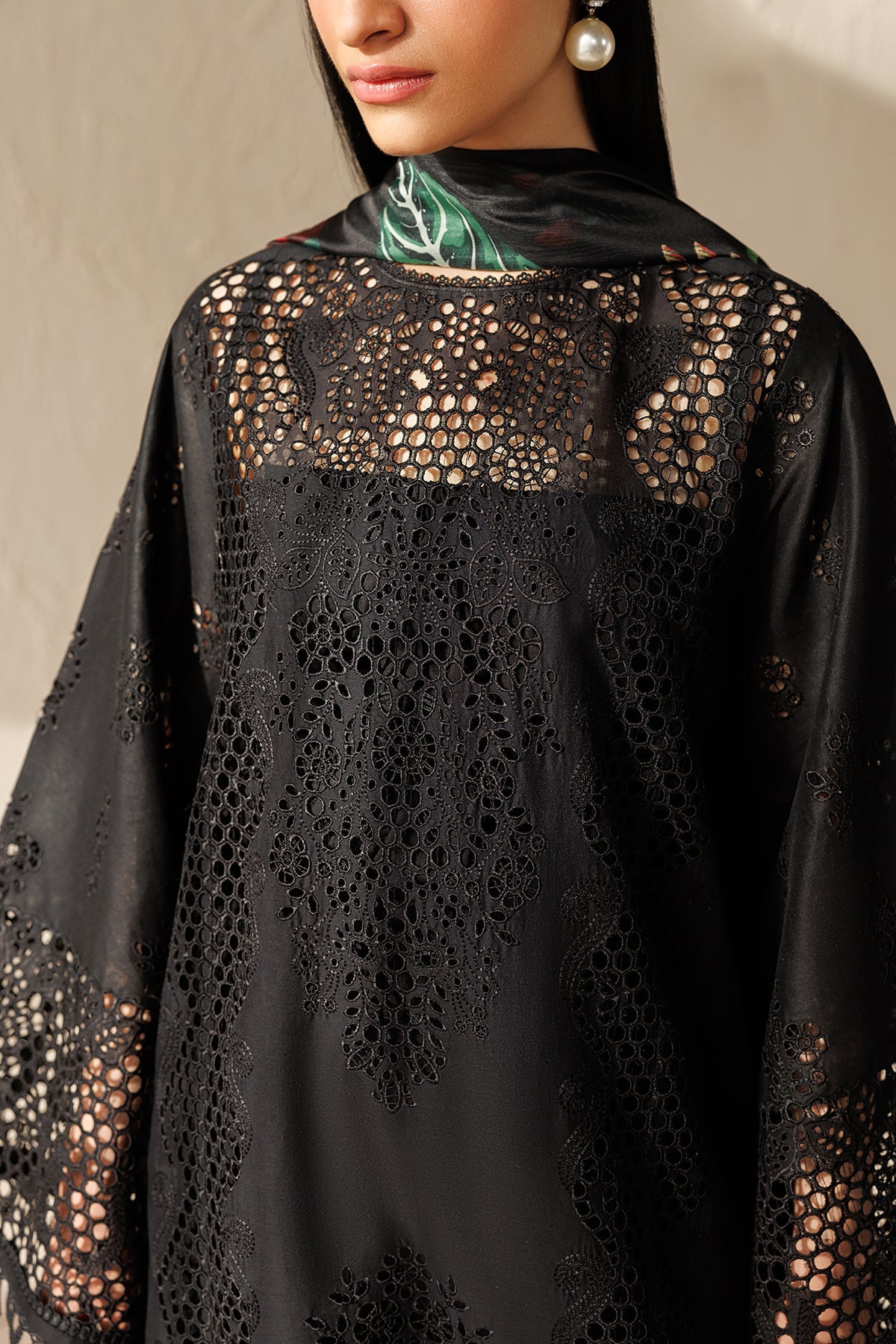 EMBROIDERED LAWN UF-4521