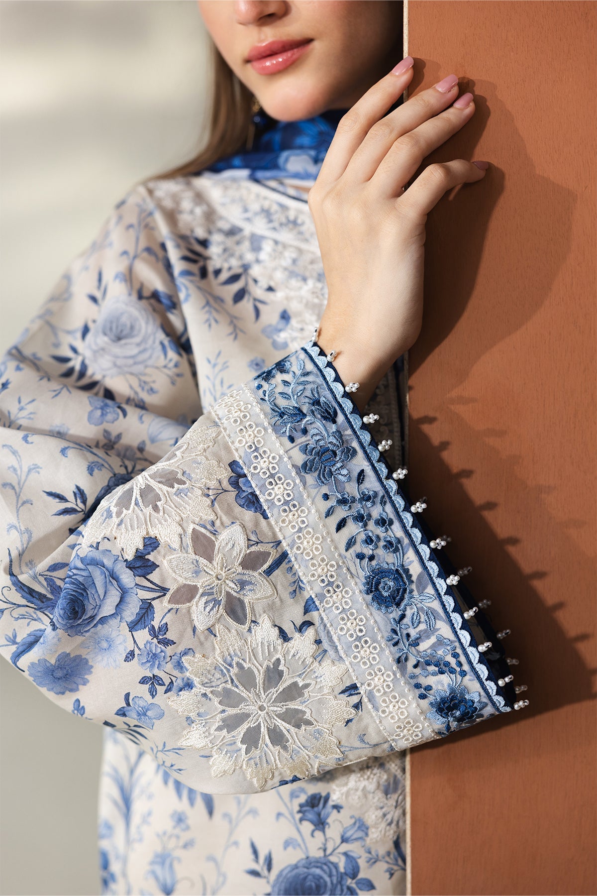 EMBROIDERED LAWN SF-4429