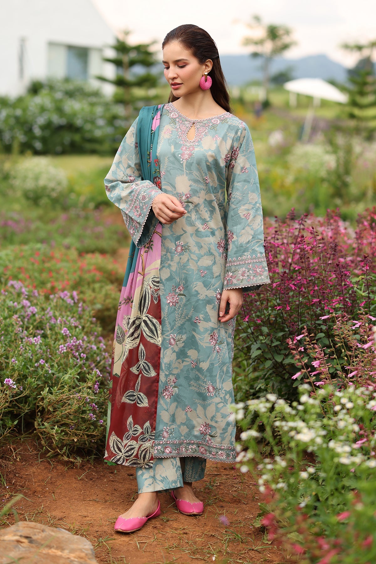 EMBROIDERED PRINTED LAWN SF-4239
