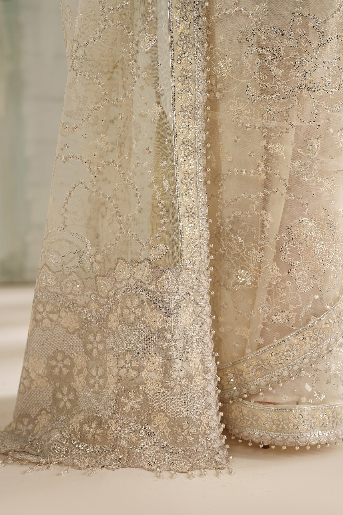 EMBROIDERED NET SF-4372