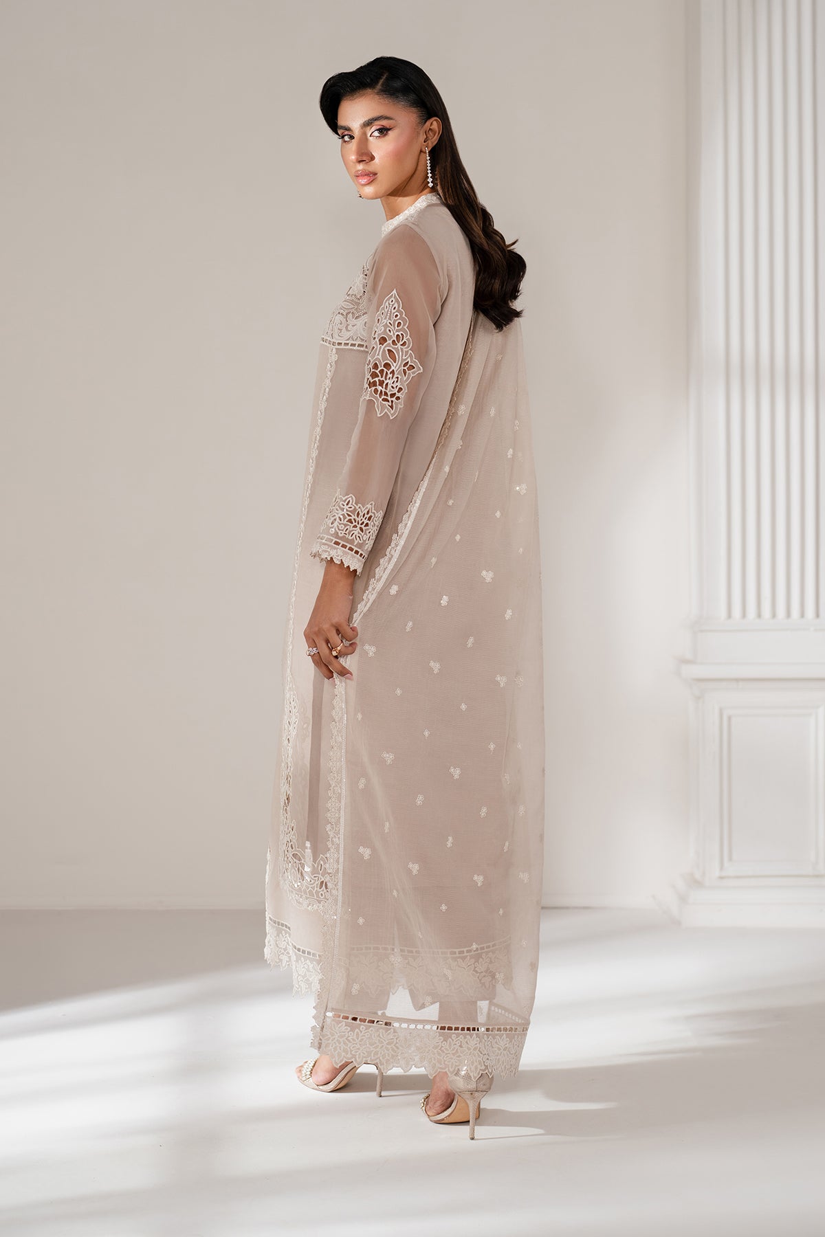 EMBROIDERED ORGANZA PR-1100