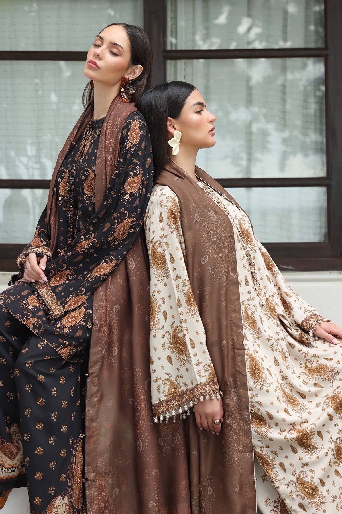 EMBROIDERED VISCOSE SILK UF-4612