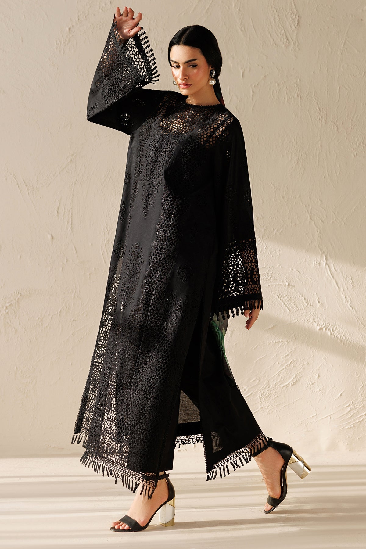 EMBROIDERED LAWN UF-4521