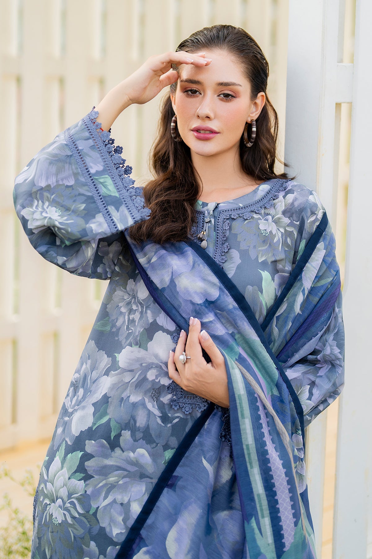 EMBROIDERED LAWN SF-4219