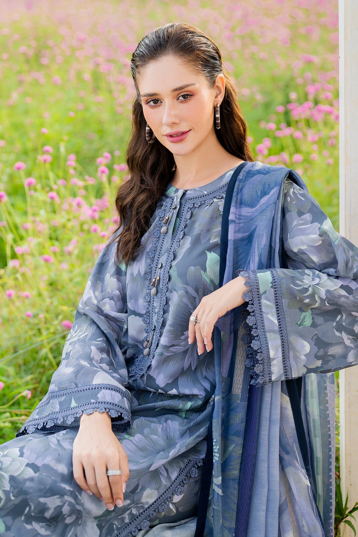EMBROIDERED LAWN SF-4219