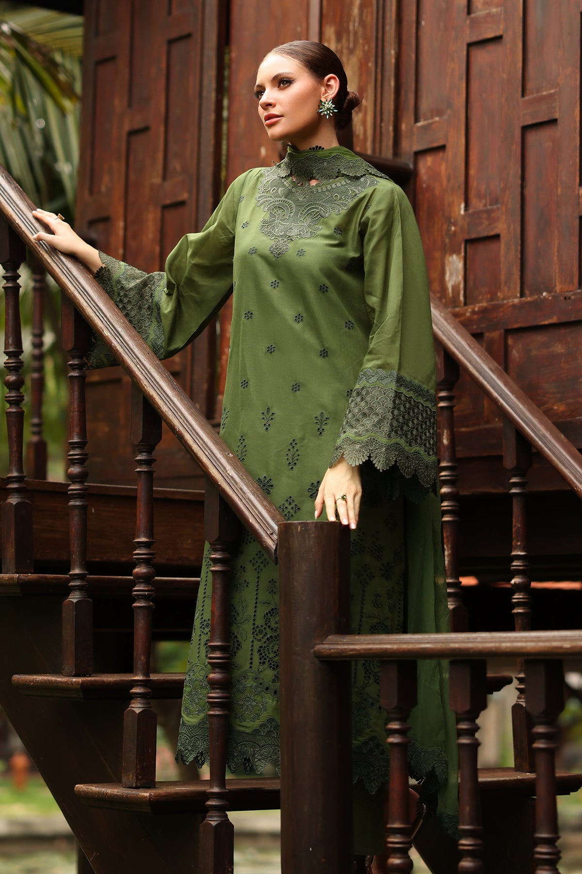 EMBROIDERED LAWN UF-4258