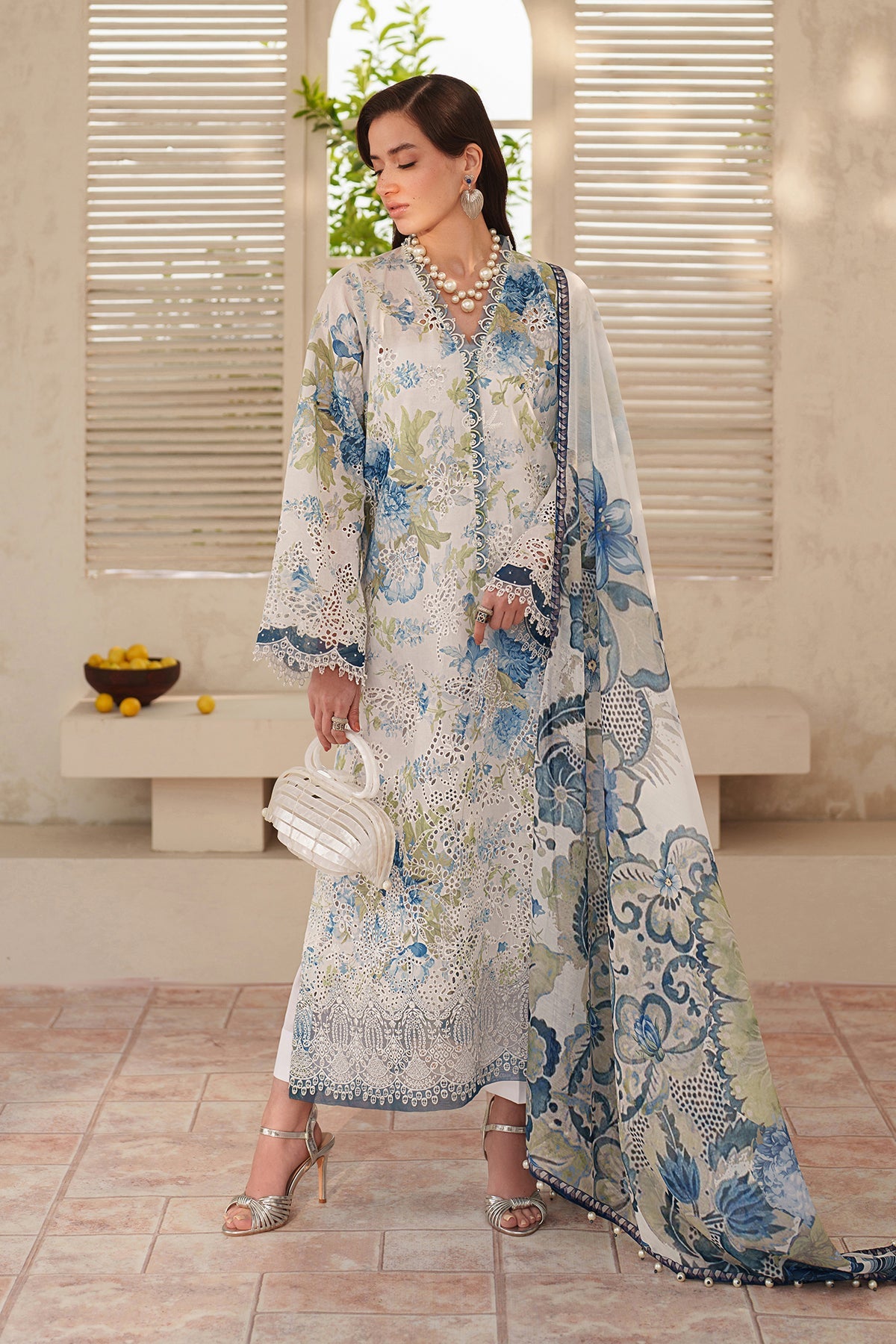 EMBROIDERED LAWN UF-4401