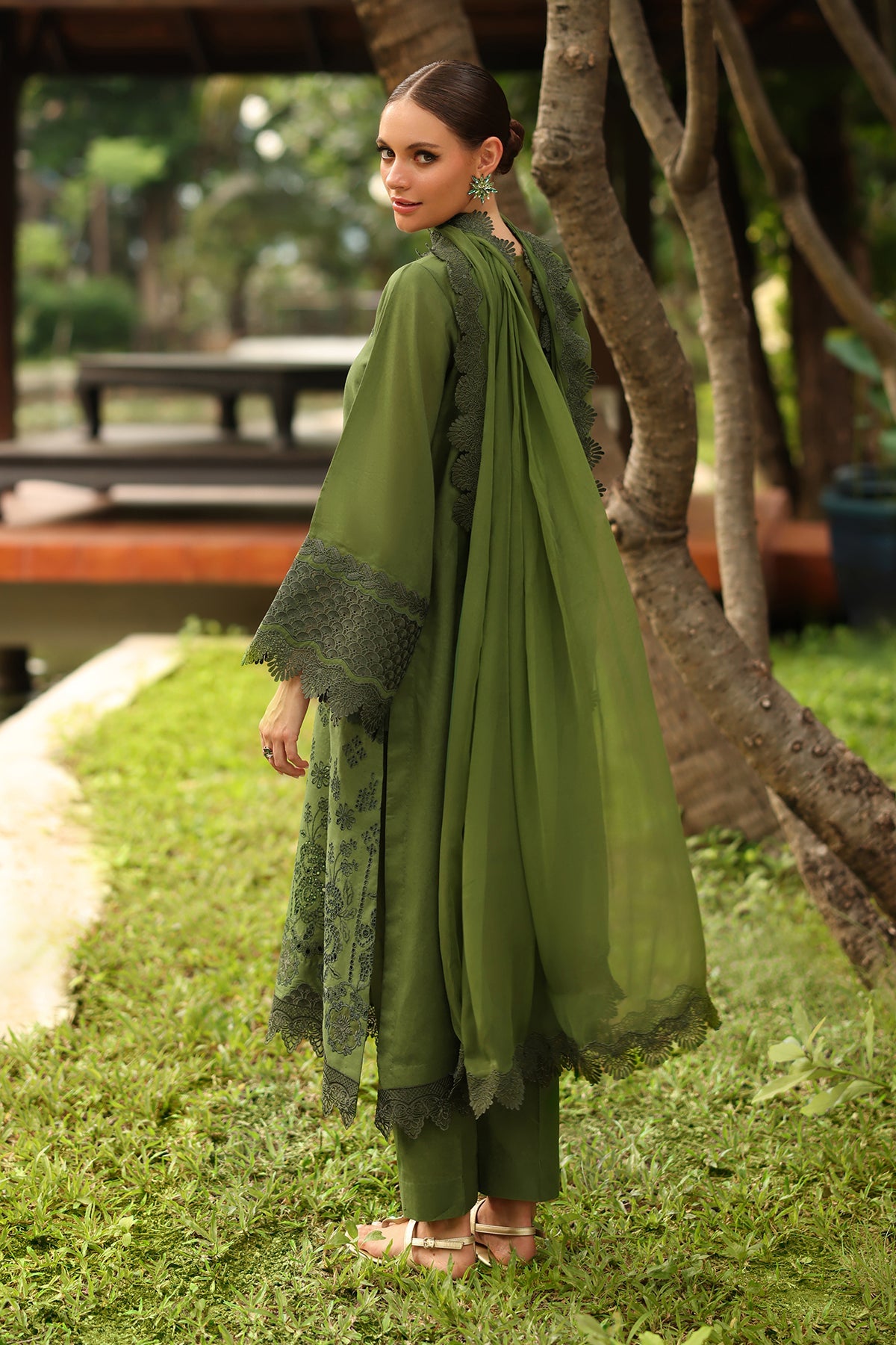 EMBROIDERED LAWN SF-4258