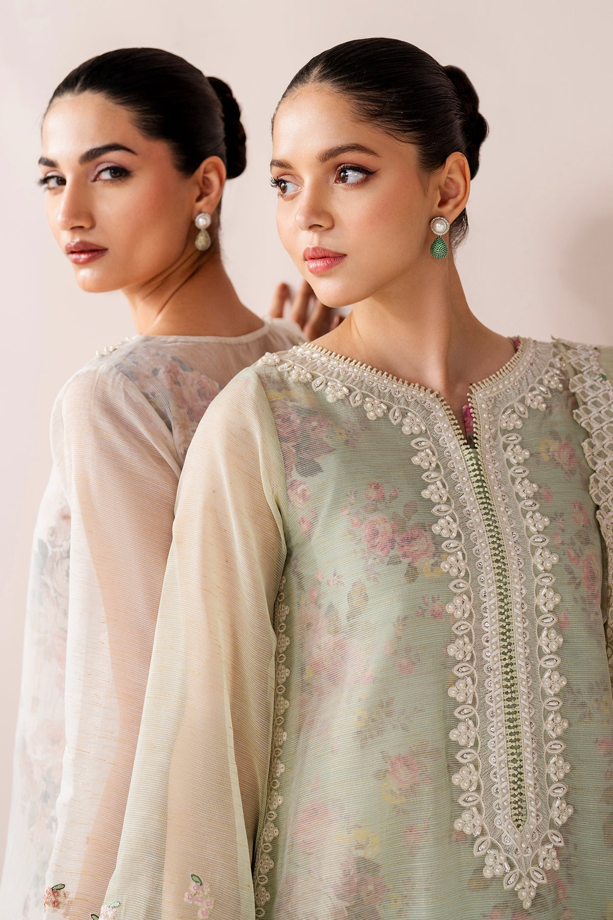 EMBROIDERED COTTON PATTI UF-4187