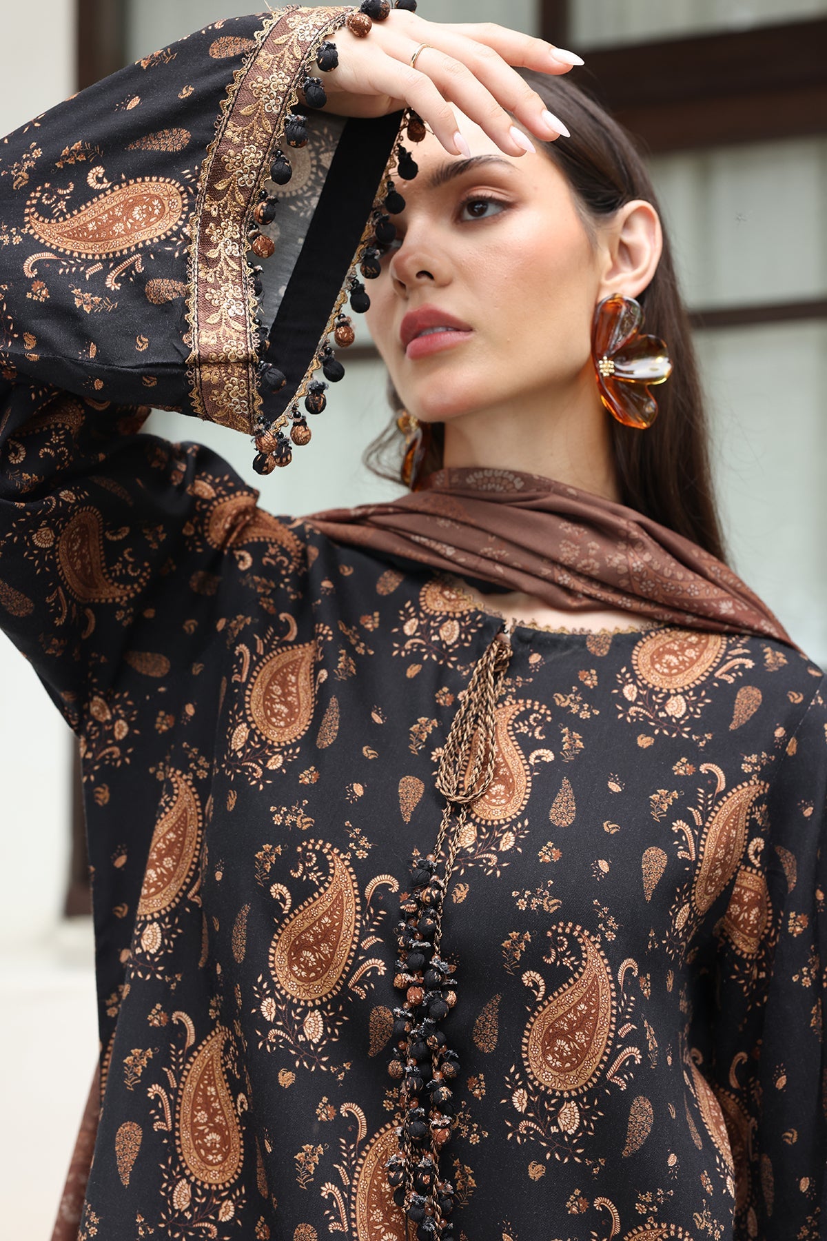 EMBROIDERED VISCOSE SILK UF-4613