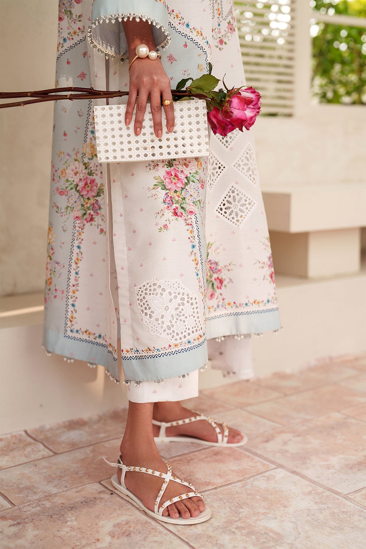 EMBROIDERED LAWN UF-4402