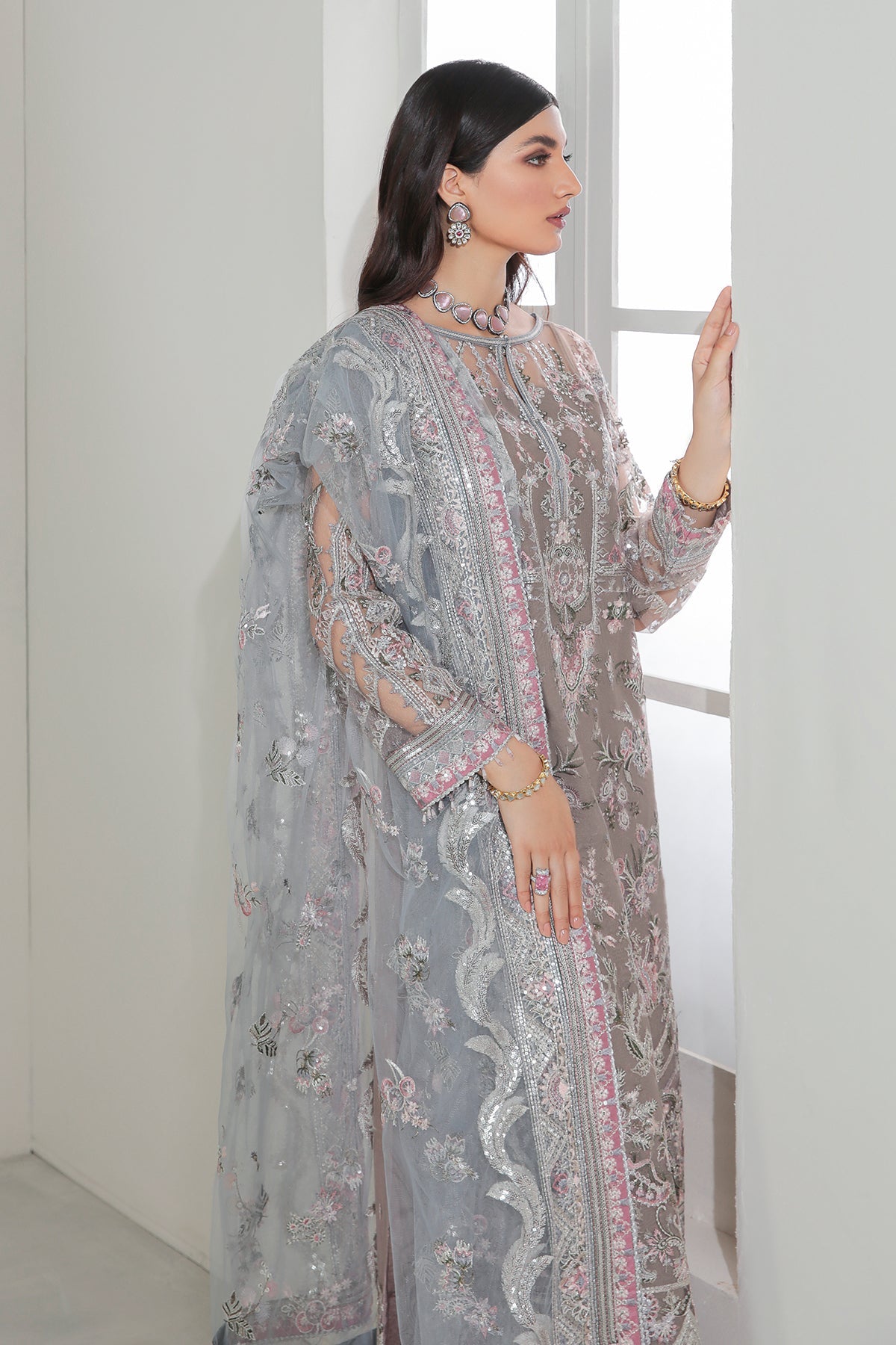 EMBROIDERED NET UF-184