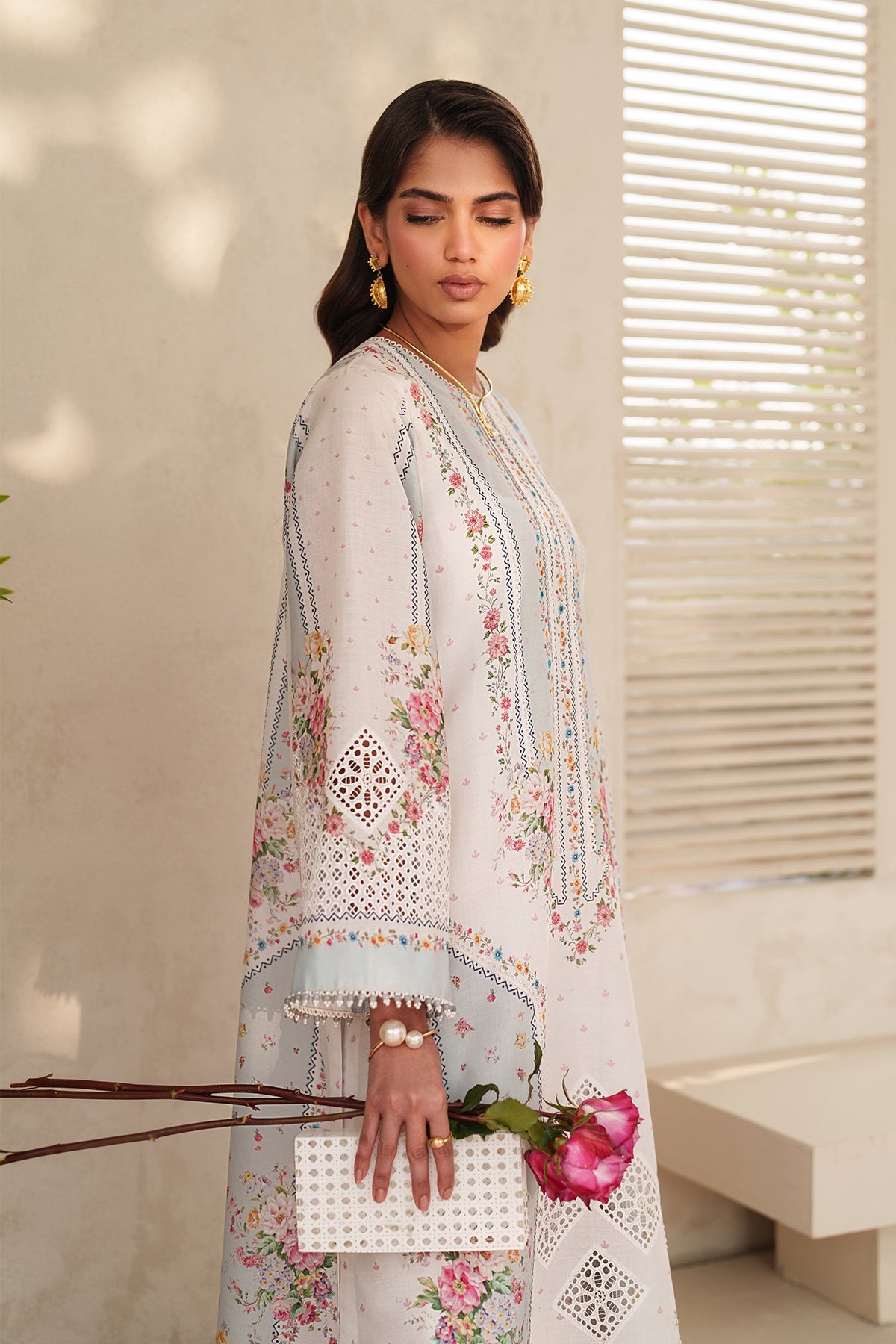 EMBROIDERED LAWN SF-4402