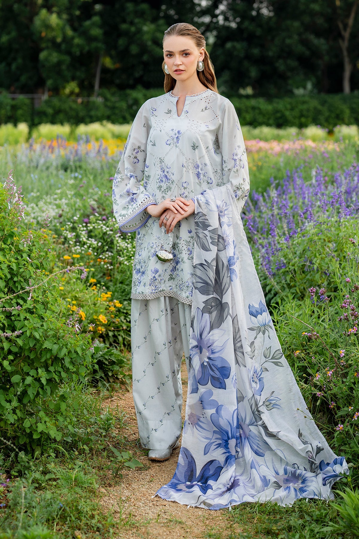 EMBROIDERED PRINTED LAWN UF-4223