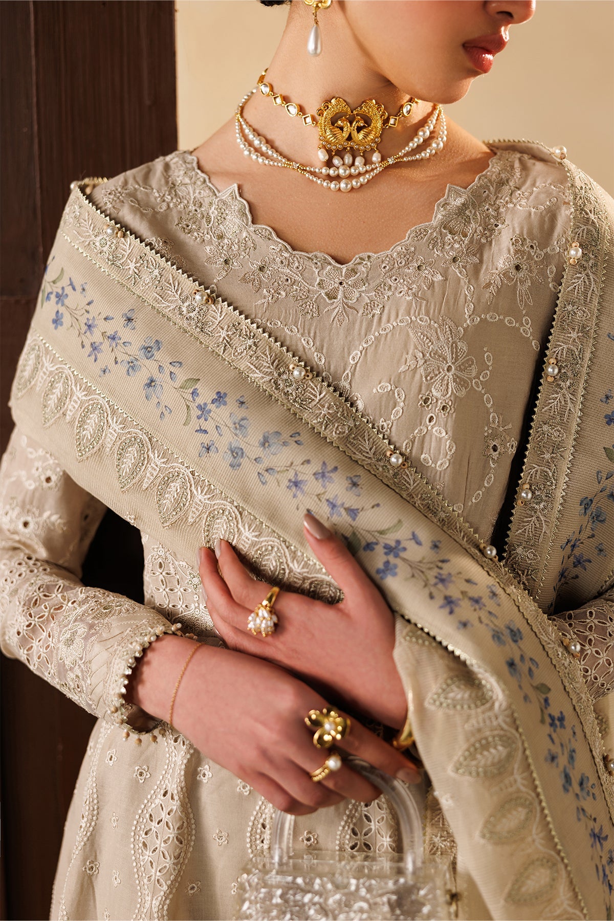 EMBROIDERED LAWN EL26-D03 STITCHED