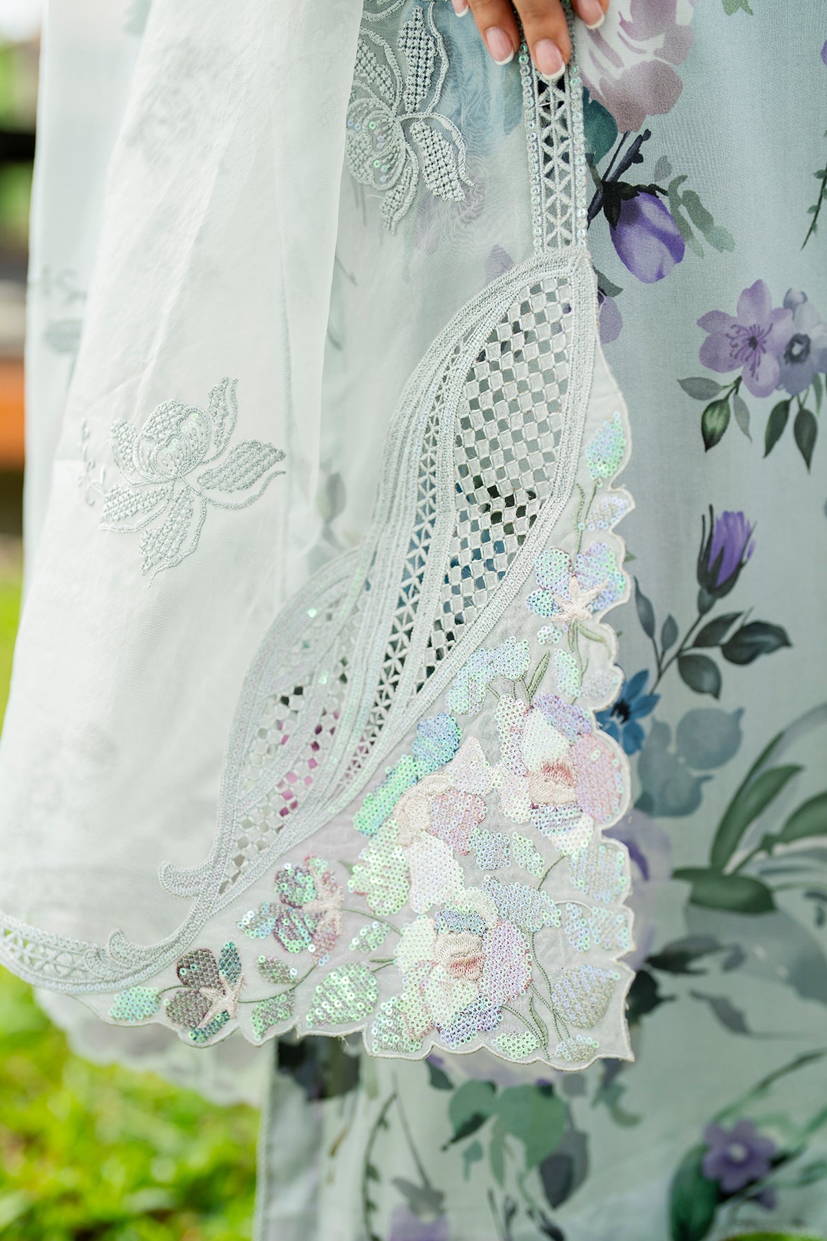 EMBROIDERED LAWN SF-4268