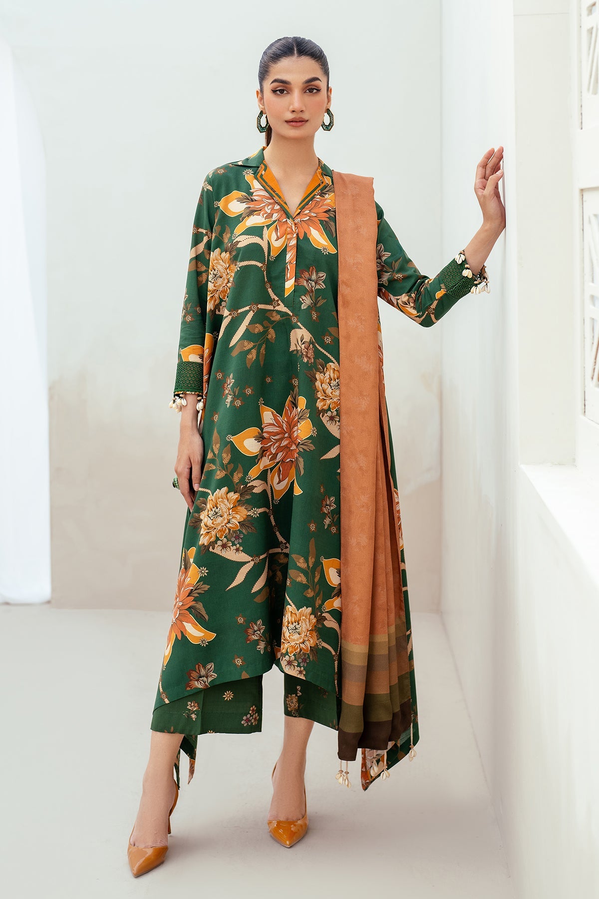 DIGITAL PRINTED KHADDAR UF-4019