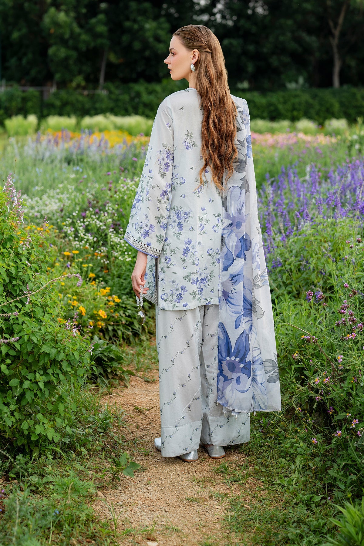 EMBROIDERED PRINTED LAWN UF-4223