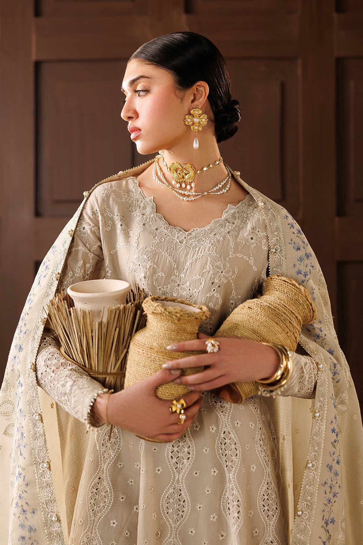 EMBROIDERED LAWN EL26-D03 STITCHED