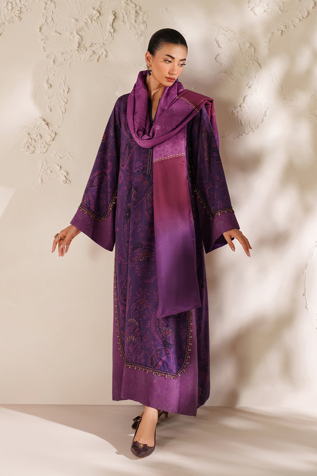 EMBROIDERED VISCOSE SILK UF-4291