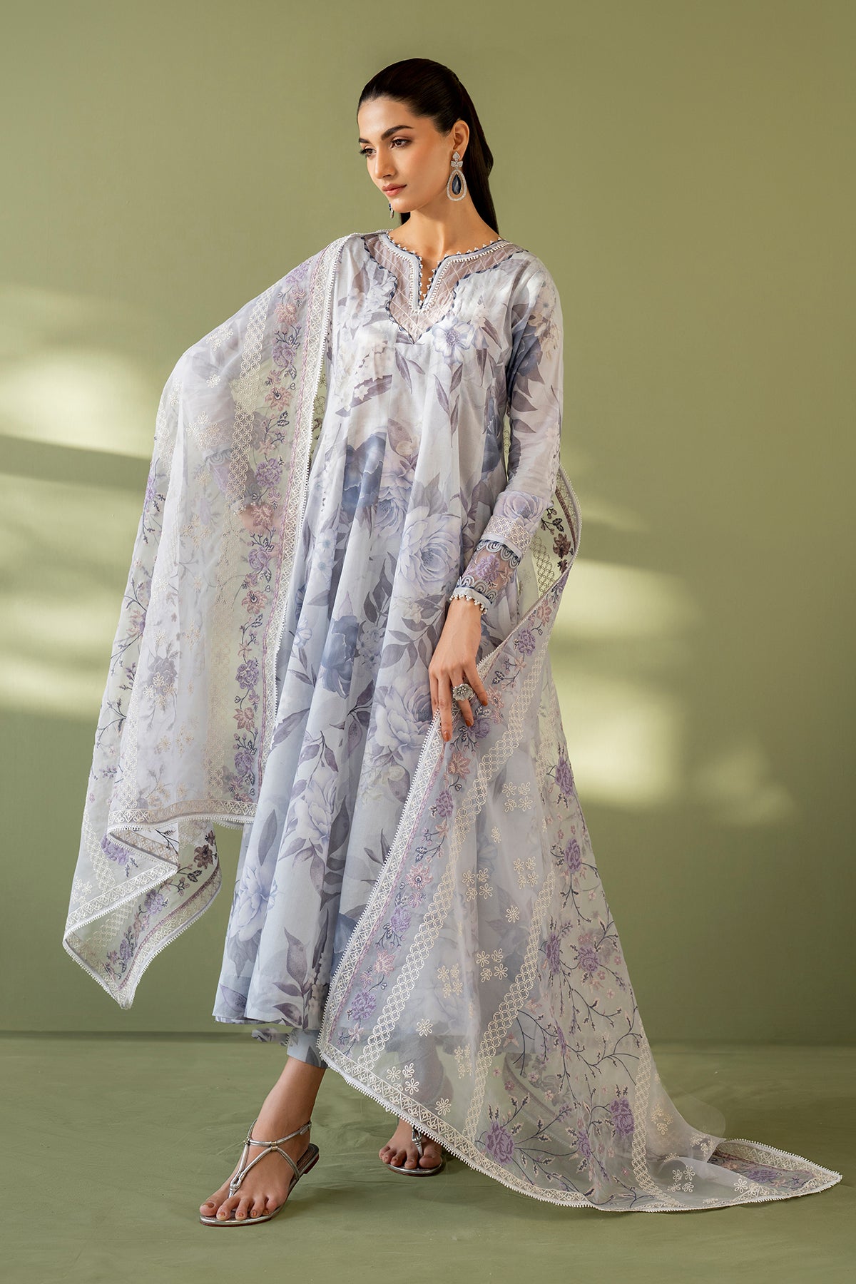 EMBROIDERED LAWN UF-4173