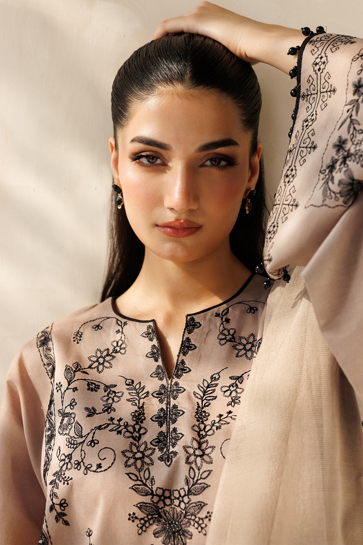 EMBROIDERED LAWN SF-4502