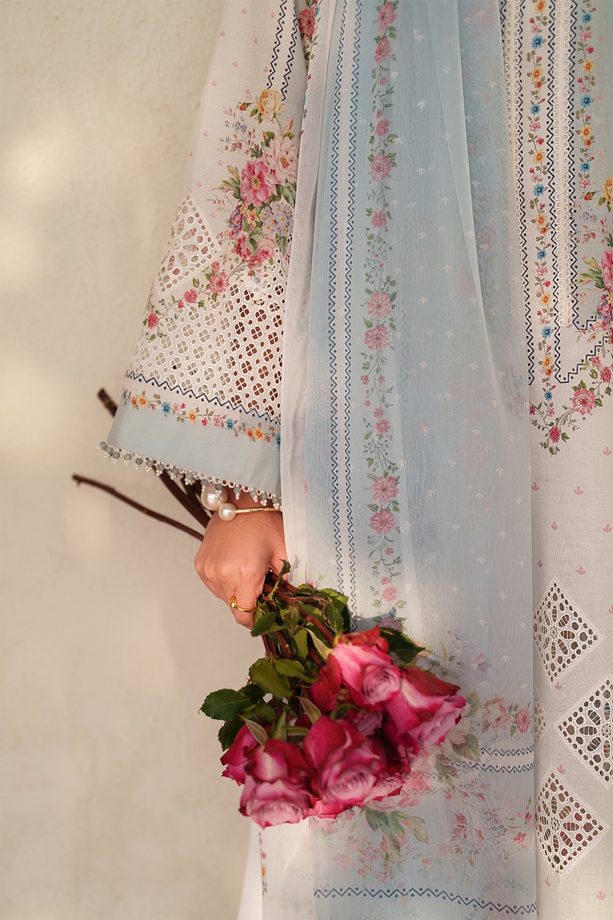 EMBROIDERED LAWN SF-4402