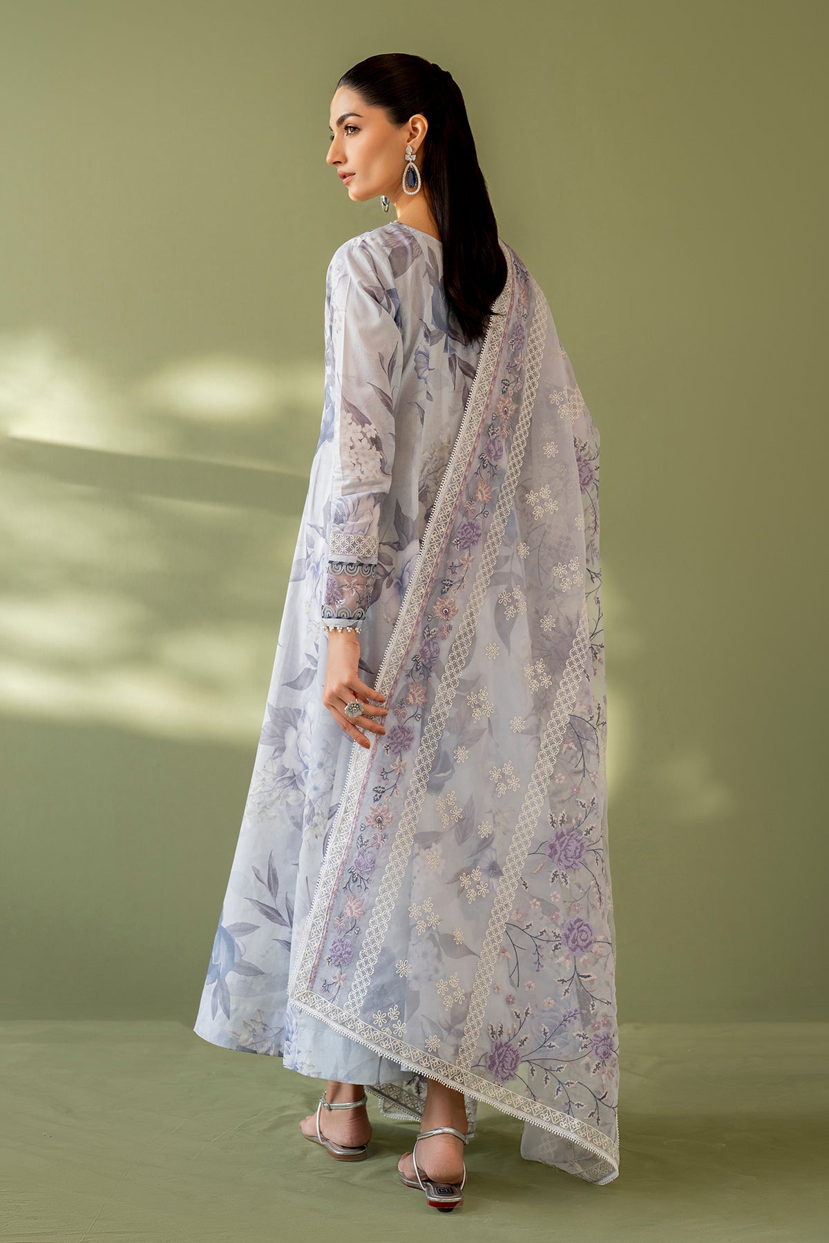 EMBROIDERED LAWN UF-4173