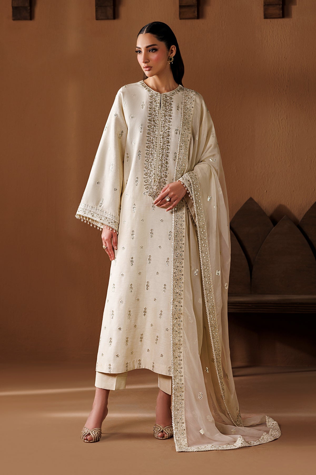 EMBROIDERED RAW SILK SF-4434