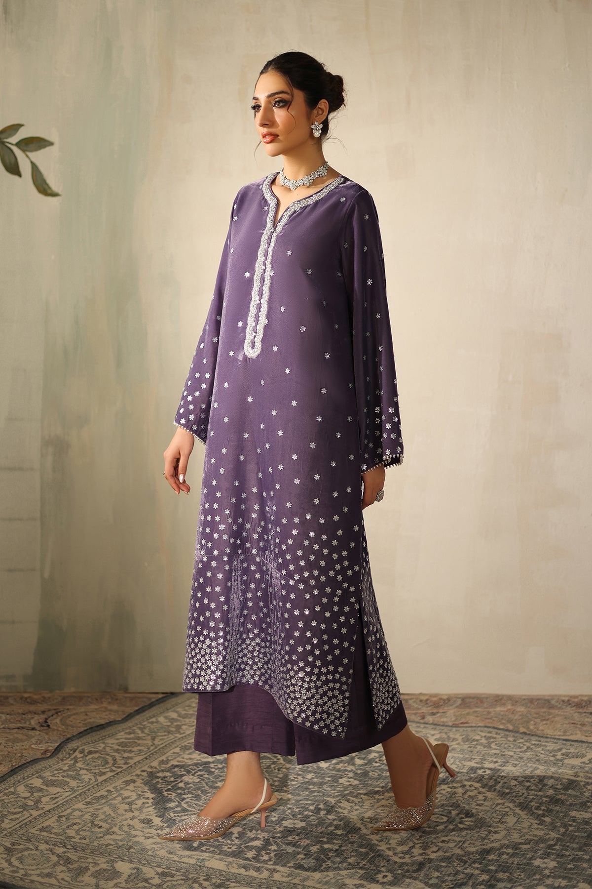 EMBROIDERED VELVET PR-1226