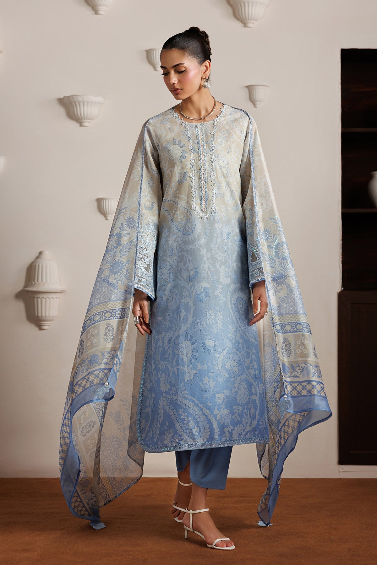 EMBROIDERED LAWN SF-4524