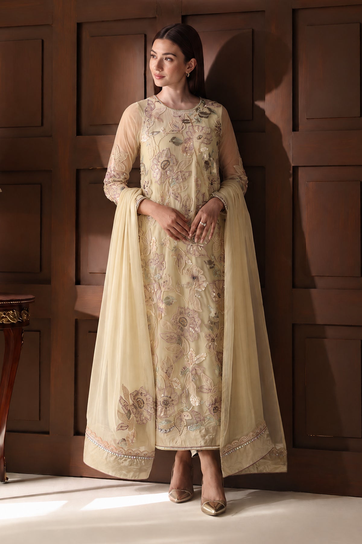 EMBELLISHED NET UF-4630