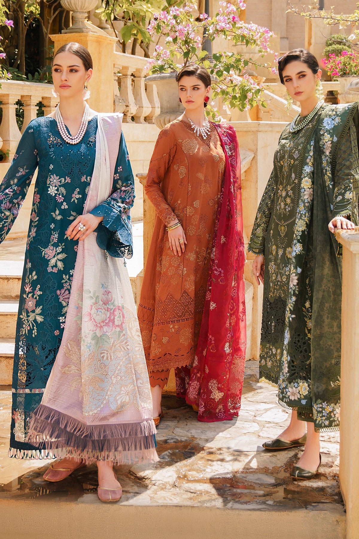 EMBROIDERED SWISS LAWN  SL12-D08