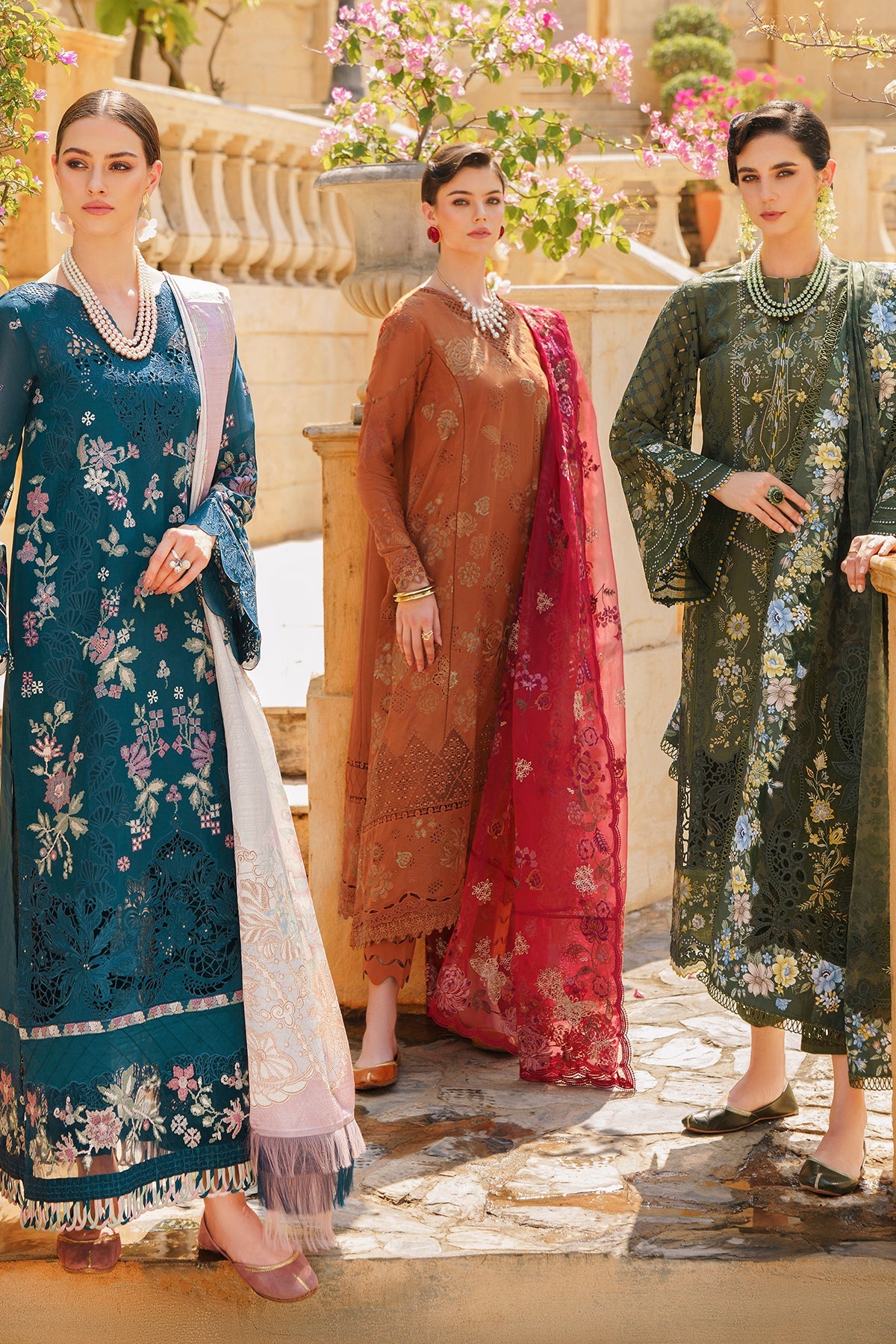 EMBROIDERED SWISS LAWN  SL12-D08