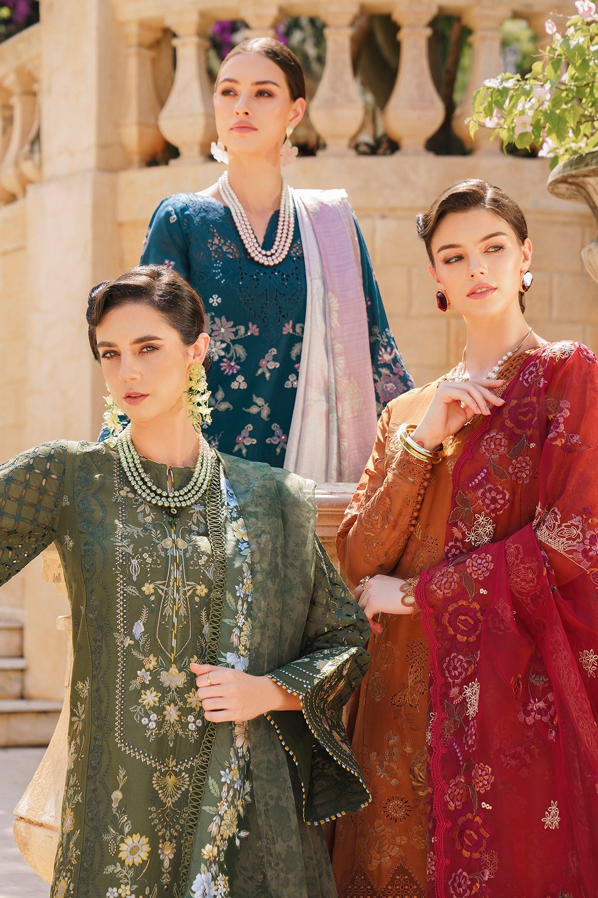 EMBROIDERED SWISS LAWN  SL12-D08