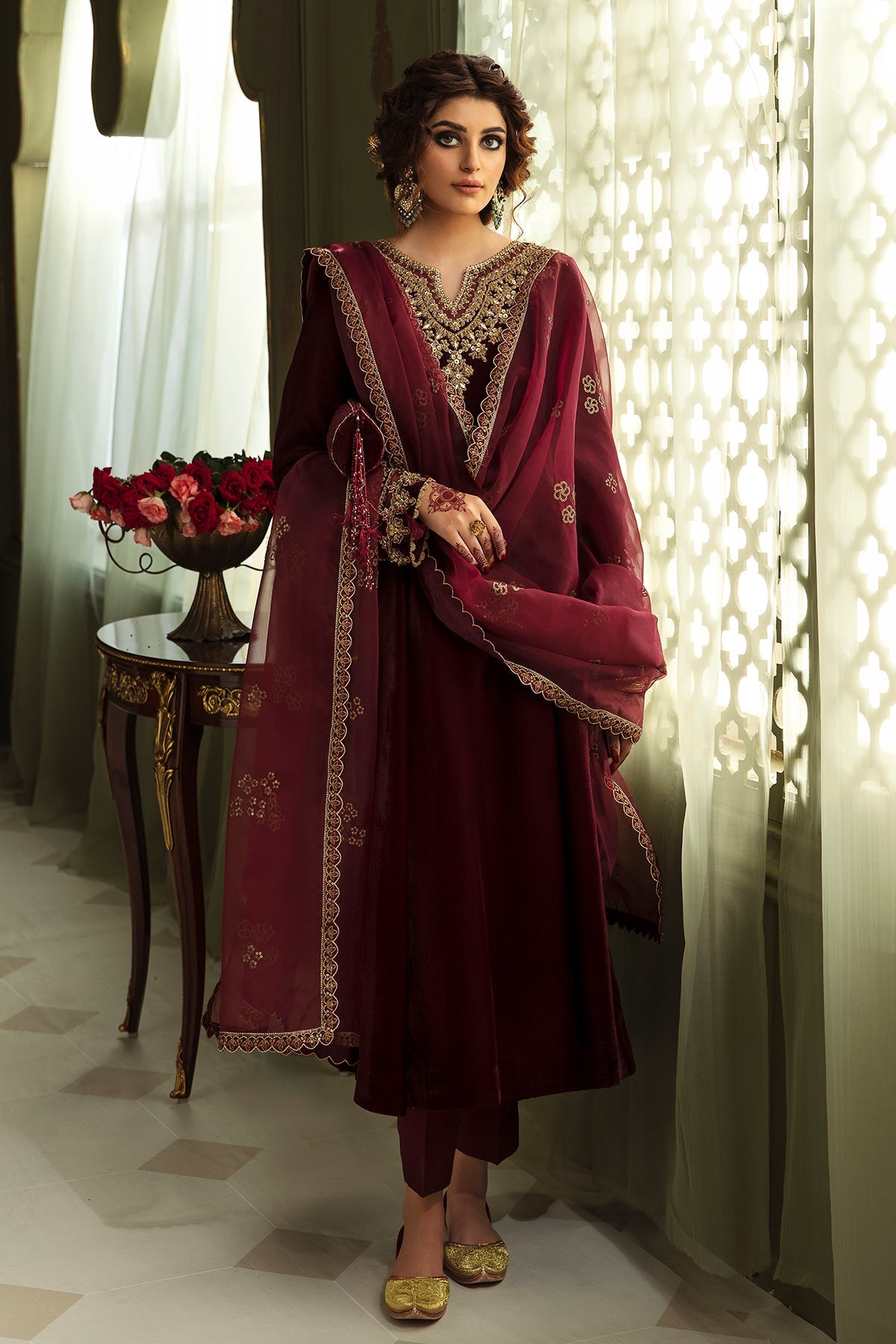 EMBROIDERED VELVET PR-873