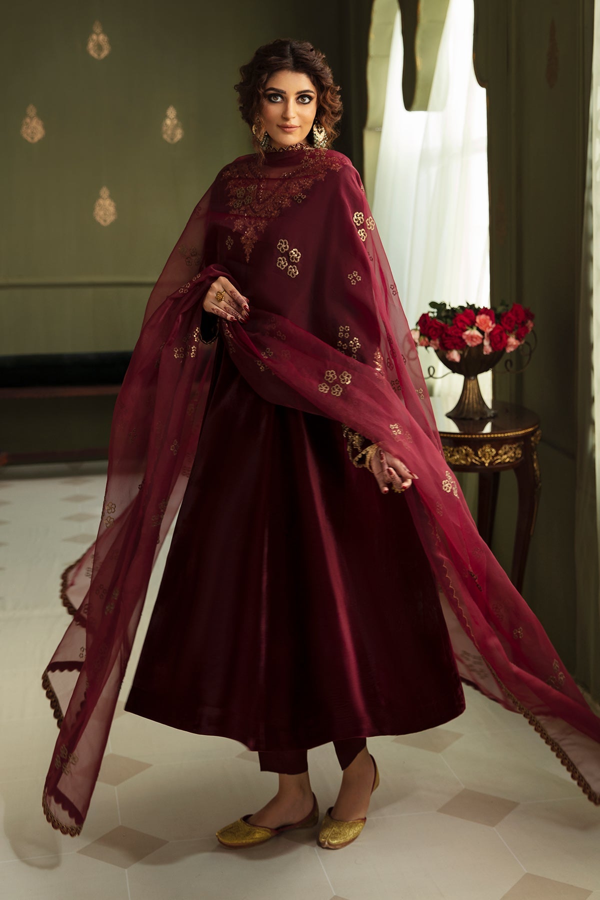 EMBROIDERED VELVET PR-873