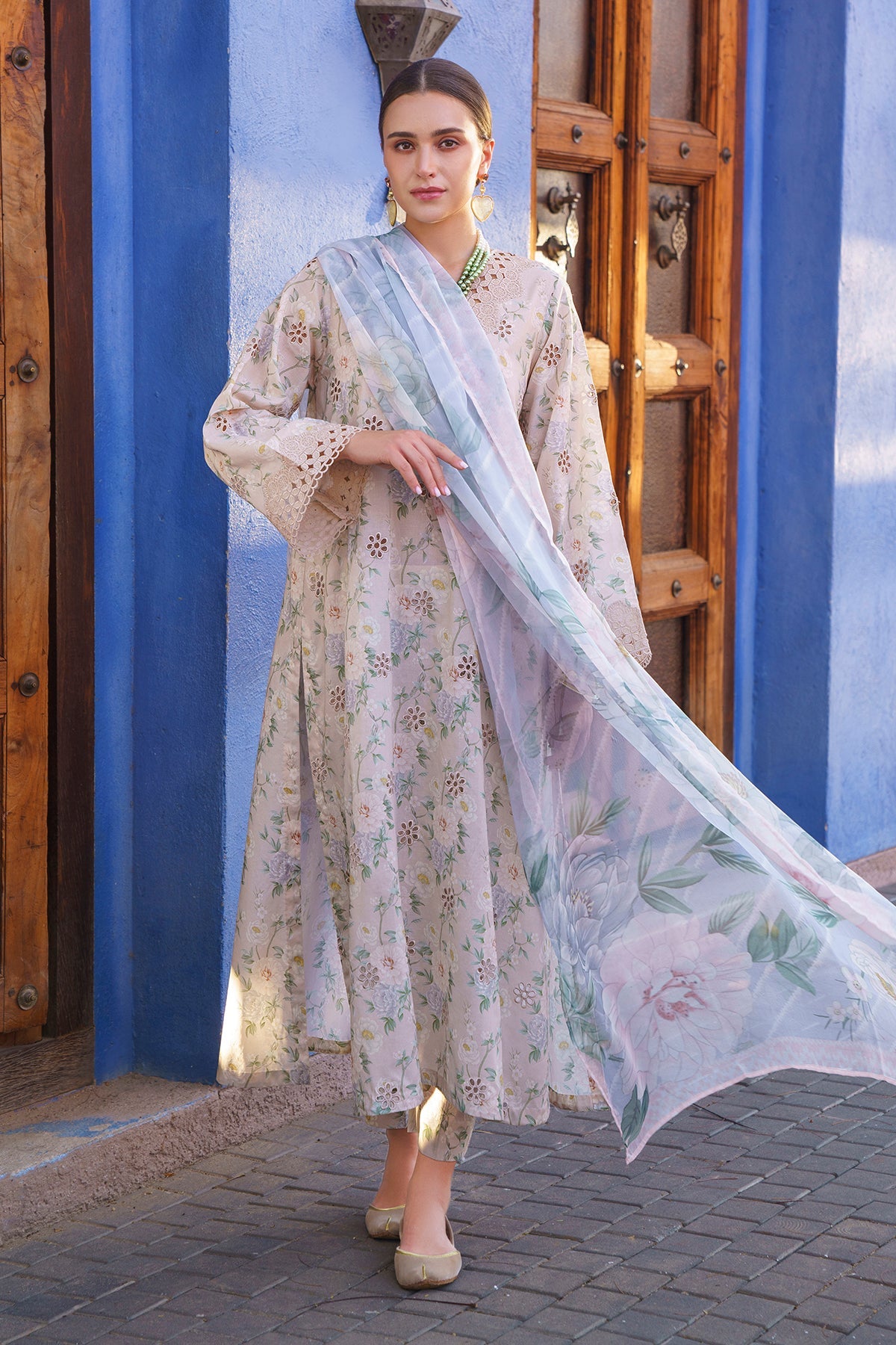 EMBROIDERED PRINTED LAWN UF-591